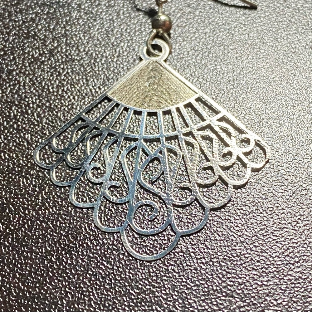 New! Laser Cut Silver Fan Earrings Thin Dangle - Picture 3 of 5